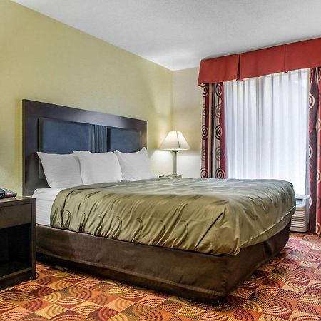 Quality Inn Bloomington Near University Exteriör bild