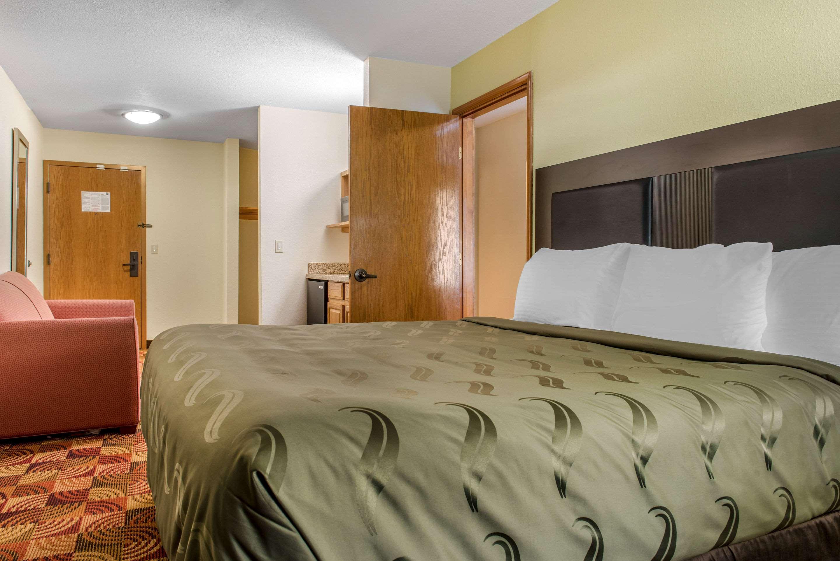 Quality Inn Bloomington Near University Exteriör bild