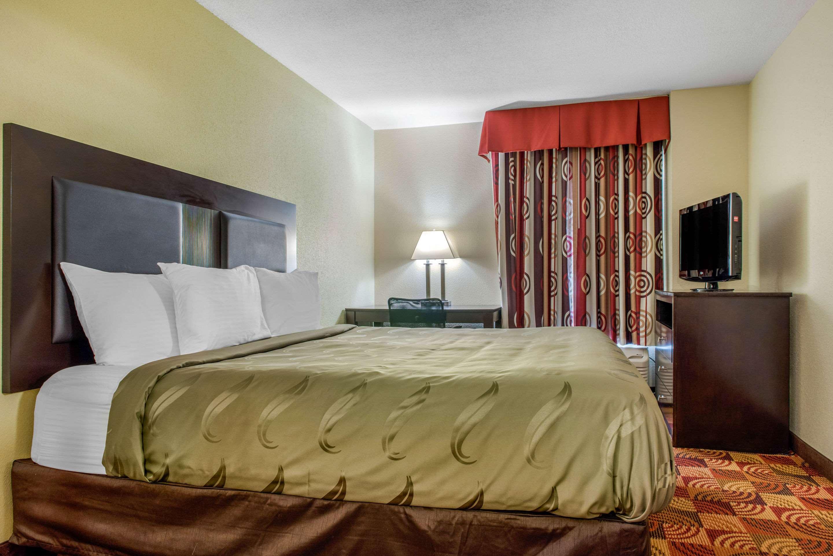 Quality Inn Bloomington Near University Exteriör bild