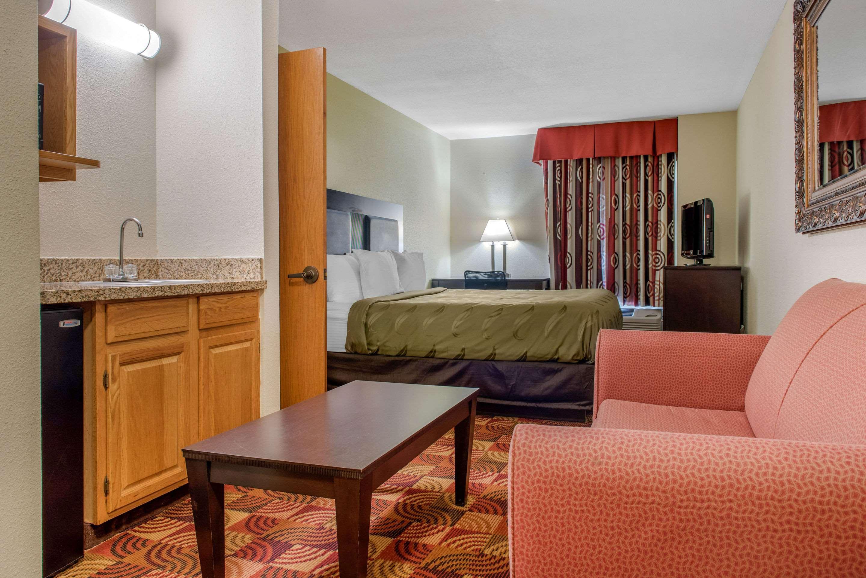Quality Inn Bloomington Near University Exteriör bild