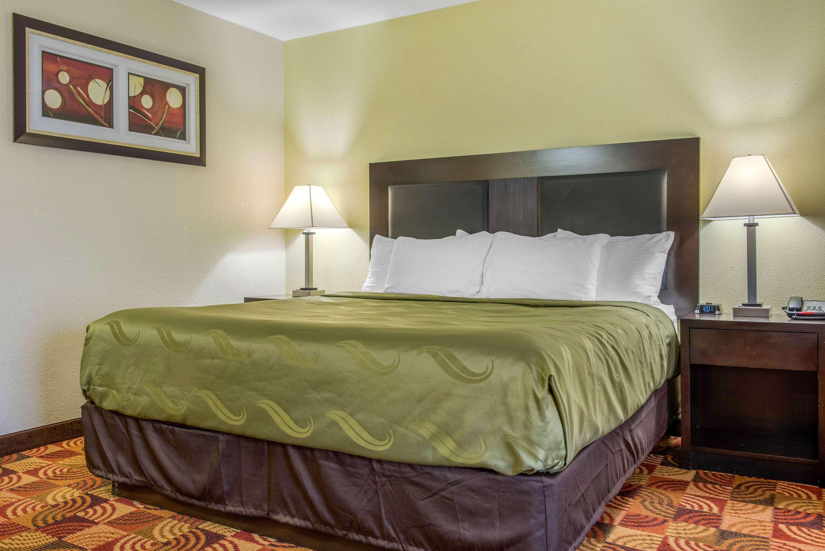 Quality Inn Bloomington Near University Exteriör bild