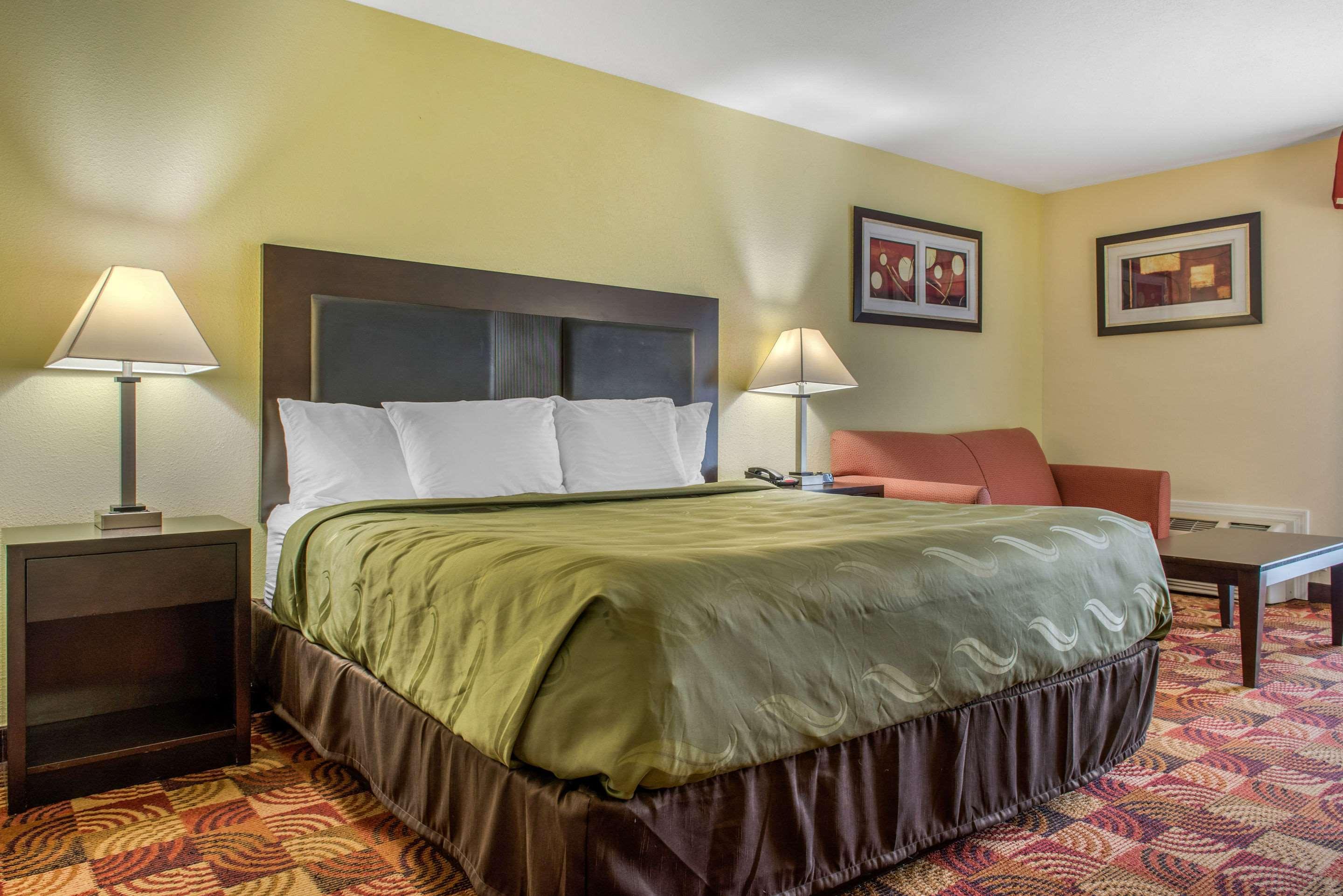 Quality Inn Bloomington Near University Exteriör bild