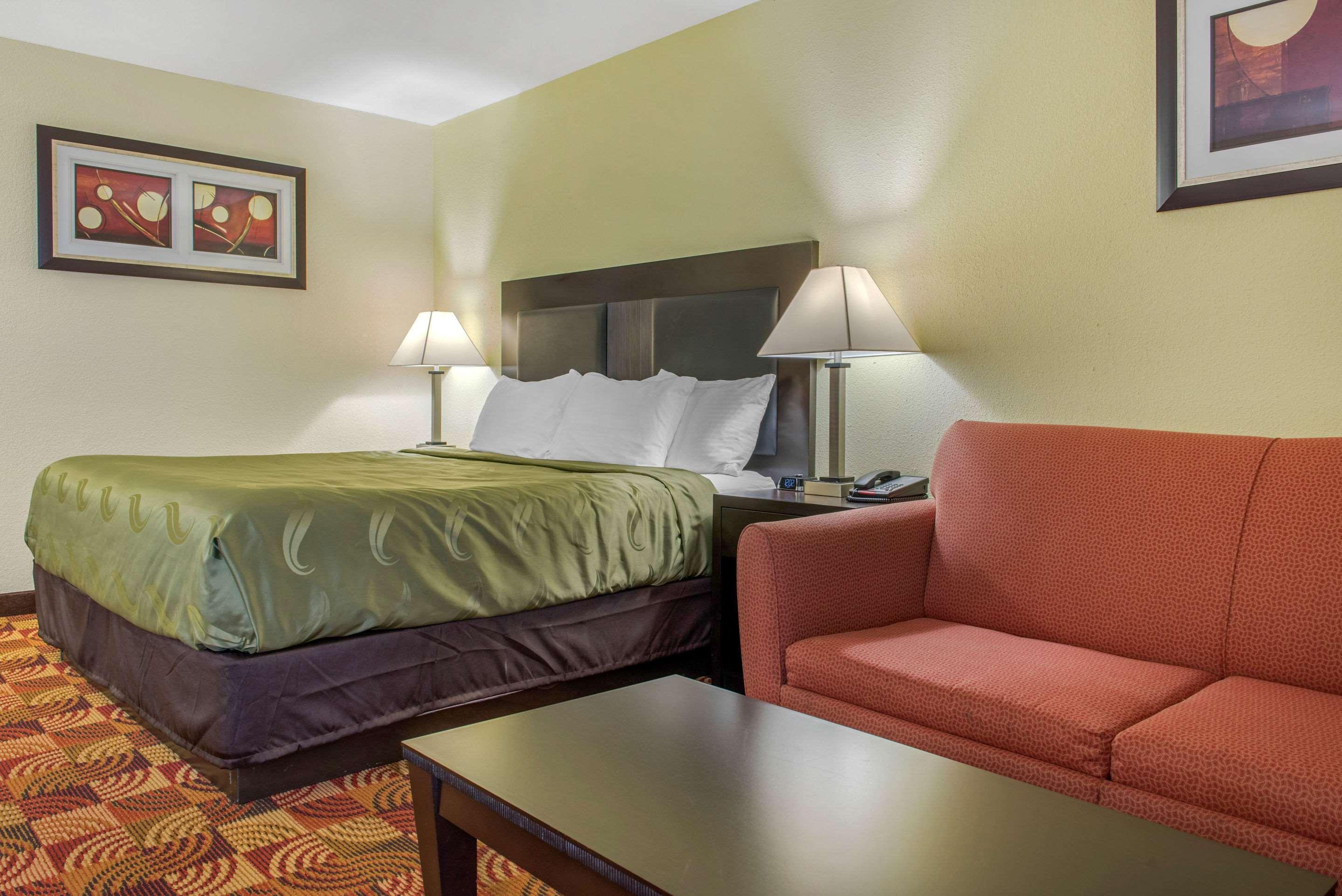 Quality Inn Bloomington Near University Exteriör bild