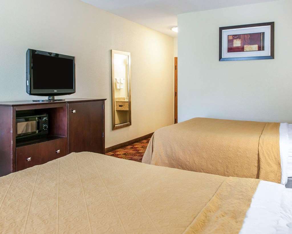 Quality Inn Bloomington Near University Rum bild