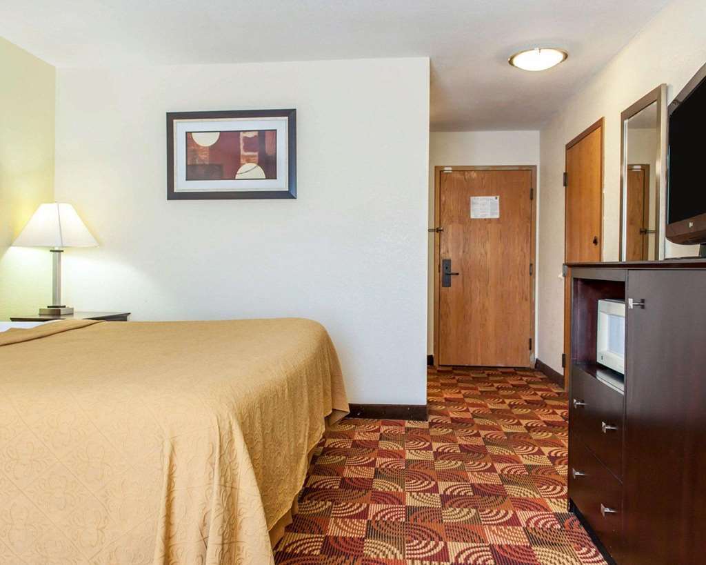 Quality Inn Bloomington Near University Rum bild